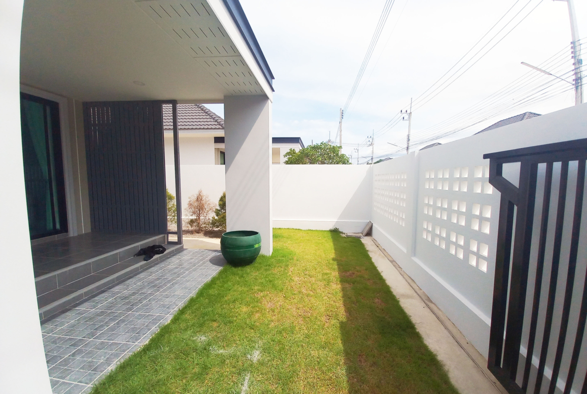 🏡 Elegant 2-Storey Home for Rent – The Heights, Hua Hin 🌿