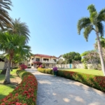 Two-storey pool villa on 1 rai land with saltwater swimming pool and large garden in Hua Hin